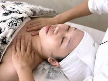 ルミエール 新宿(Lumierre)/毛穴ハーブピーリングよもぎ蒸し