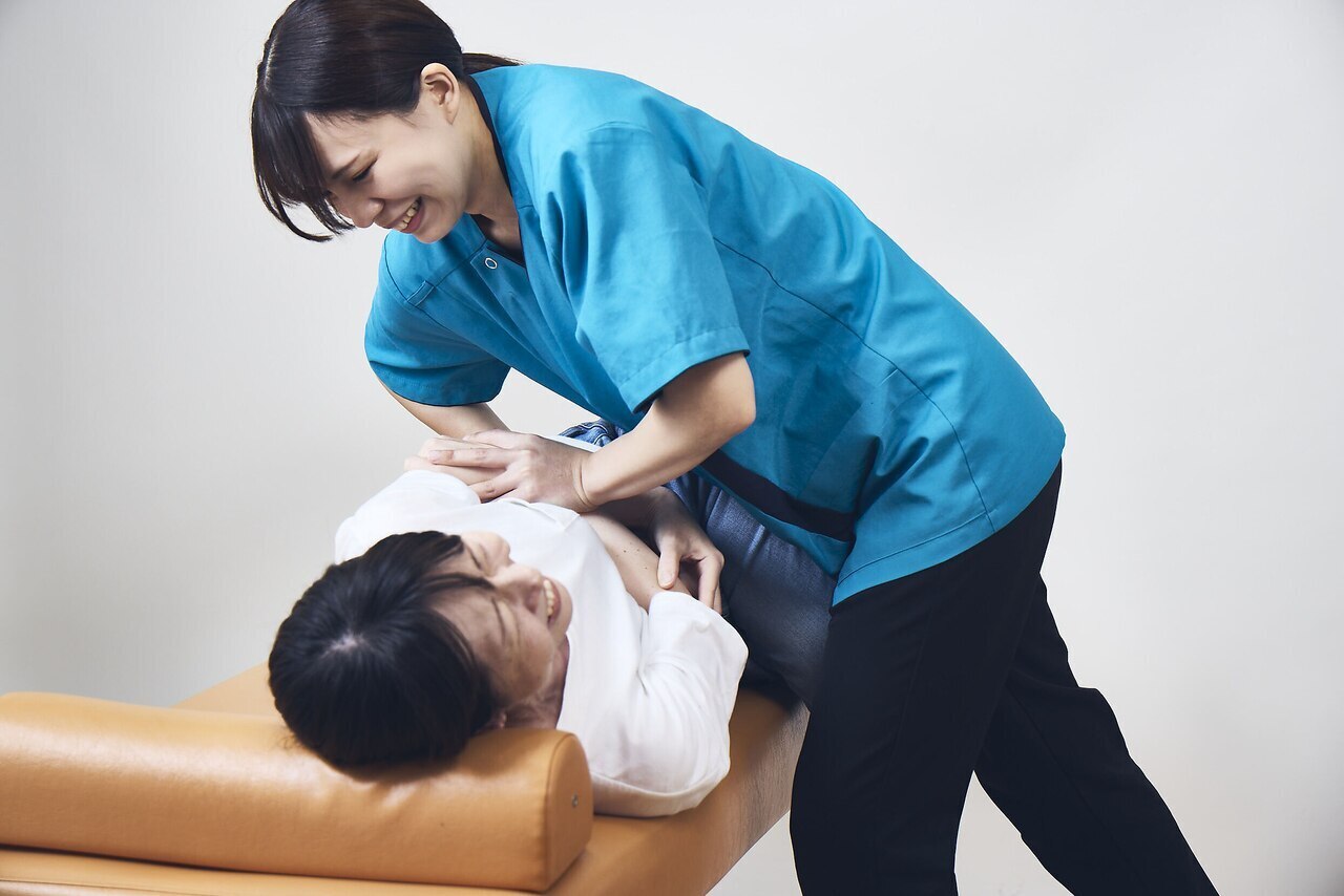 【産後の骨盤のゆがみ・育児疲れに】骨盤矯正×姿勢ケア×リセット整体/60分