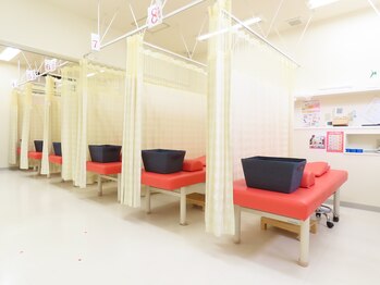 いのラボ 小新院/施術ベッド