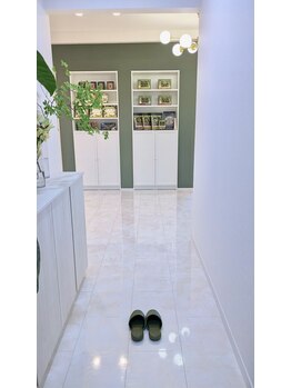 ウル(Ulu)/店内お入りになったらスリッパへ