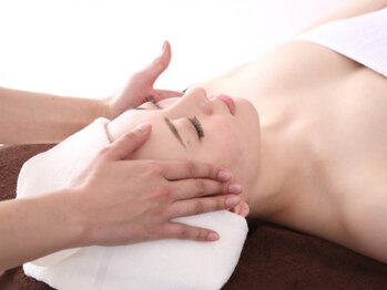 アマラ(AMARA)の写真/産毛をケアすることで化粧ノリが良くなり、リフトUPや毛穴の引き締め効果も◎通いやすい価格帯も魅力♪