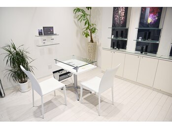 ポーラ ザ ビューティ 宇都宮インターパークスタジアム店(POLA THE BEAUTY)/カウンセリングコーナー