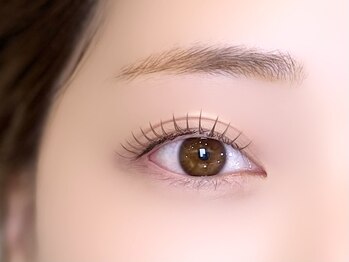 JUINE【ジュイネ】吉祥寺《眉毛/アイブロウ/マツパ/パリジェンヌ/フラットラッシュ》の写真/自然で美しい仕上がり&スピーディーな施術でリピーター多数!丁寧なカウンセリング・高技術・接客に満足度◎