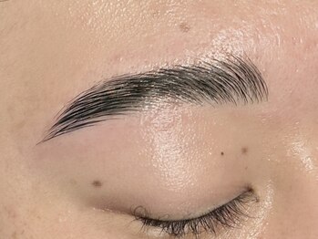 アイブロウドット 浦和(iBROW.)/HBL - ハリウッドブロウリフト -