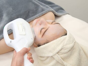 ハート 藤枝店(Heart)の写真/リピーター続出中☆美容業界で注目のプラズマ光フェイシャルが￥6600で叶う♪お顔のもたつきからサヨナラ！