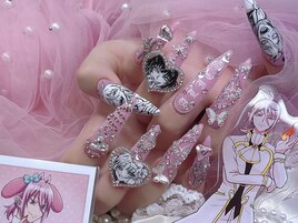 痛ネイル ピンクネイル ピアス