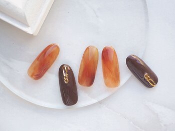 ネイル スパ ココプラス(Nail spa Cocoplus)/べっこう×ブラウンカラー