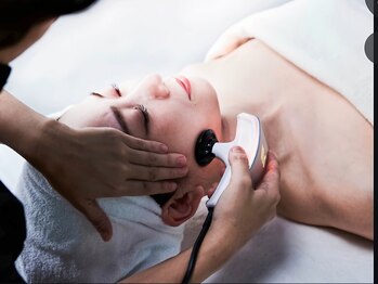 サロン ジョリ(Salon Jolie)の写真/WINBACKで究極小顔フェイシャル!たるみ・ほうれい線・マリオネットライン大人悩みに◎