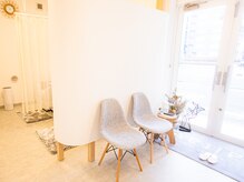 アイタス 千葉店(aitas)/白を基調とした清潔感のある店内