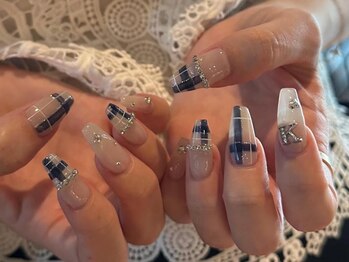 アイネイルズ 三宮店(I nails)/ネイビーチェック ¥9500