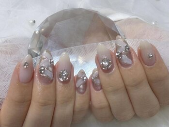 ララアンジュ(LaLa-Ange)/キラキラネイル