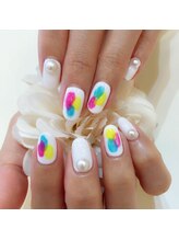 ネイルサロンナエマ(Nail Salon Nahema)/カラフルネイル