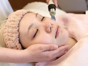 ラシック/黒ずみ毛穴洗浄フェイシャル♪