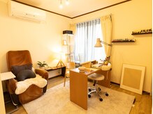 ネイルサロン キリカ(Nailsalon Kilika)の雰囲気（サロン内観/落ち着く広々空間/窓の景色やプロジェクター映像も◎）