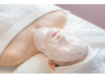 エイトオブワンズ/濃密パックで集中ケア