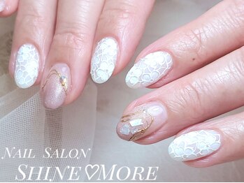 シャインモア(Shine More)の写真/眺めるたびに嬉しくなる華やかな指先に♪リラックスできる癒しの空間で上質な時間をお届け☆