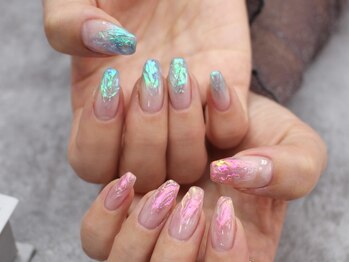 アイビー(Aivy)/オーロラアシメネイル