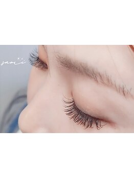 ナチュラル上品な目元にしたい