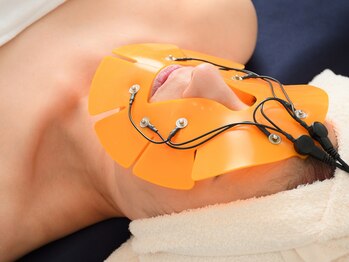 マリスステラ 天王寺(MarisStella)の写真/【長年悩んだ肌トラブルに強力アプローチ！】優しいピーリング＆肌活性マシンで素肌に自信！