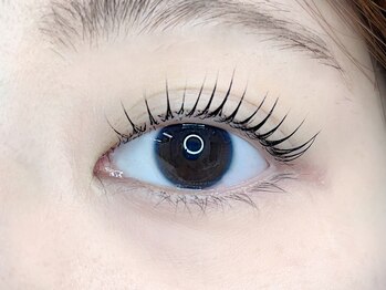 ウィンジュリー(Winjury)/まつげパーマ立ち上げストレート