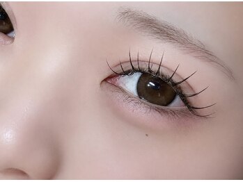 トータルビューティー ララ(Total Beauty RARA)の写真/【高技術×丁寧な施術】まつげメニューが豊富◎LED導入！汗・水・湿気に強く夏でもずっと可愛い目元へ
