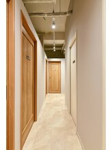 レプス(Lepus)/店内通路＊