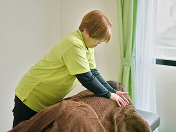 フィールグッド(feelgood)の写真/【疲れた男性の体に極上の癒しを】本格派サロンで“男の疲れ”を芯からほぐす！仕事帰りに至福のひとときを