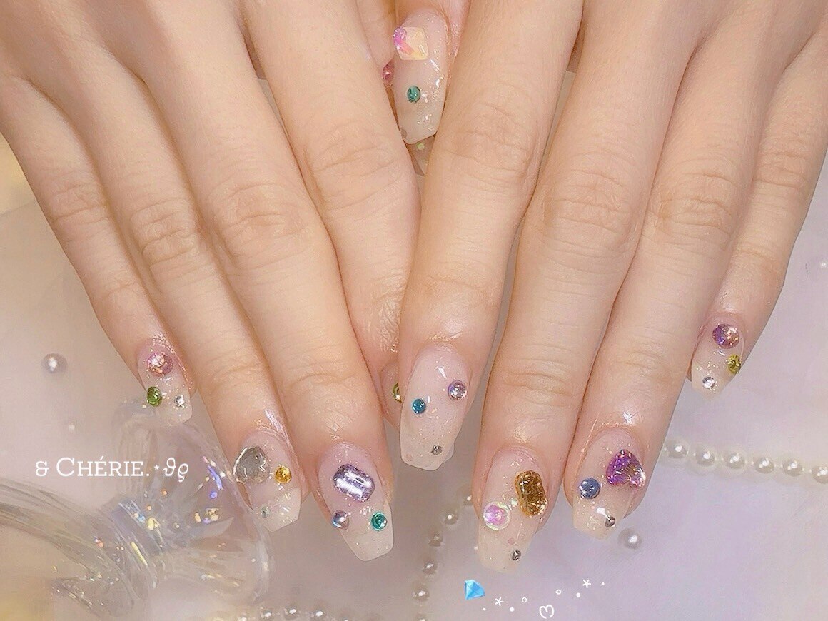 2026年冬トレンド】ホワイト ワンカラーのネイルデザイン集｜人気順