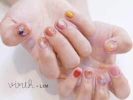 《nail》担当:森