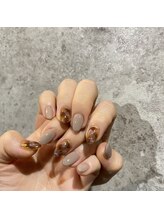 ラズリー(Lazliy)/べっ甲ネイル