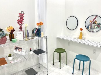 ミアラッシュバイオンフリーク(miiia lash by ON fleek)/パウダーコーナー
