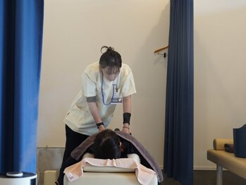 チョイス 福岡遠賀店(CHOICE)の写真/【日頃の疲れを解消】アロマの香りに包まれながら極上の癒しを！心身共にリラックス♪SAKURAJIMAオイル使用