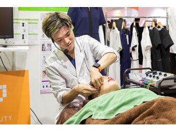 鍼灸整体院 はり処もりしーの森/☆BWJでデモ美容鍼 施術2