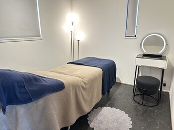 アイシス(AIsis)/施術ベット2