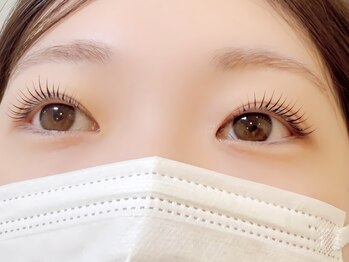 リリー バイ クリスタル 津田沼(Lily by Crystal)の写真/津田沼の大人サロンで叶えるナチュラル上品な目元♪パリジェンヌ・マツエク・LED・まつげパーマ◎