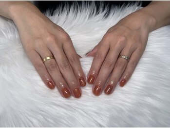 リンダ(Linda)/ゴールドでプラス華やかに