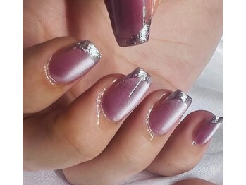 ラウレア(Laurea)/ブライダルネイル