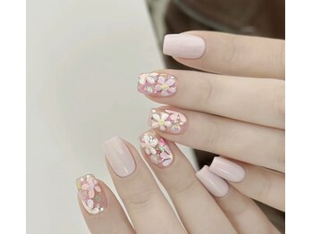 ユミ(U.MI.)/花ネイル