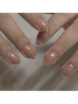 サロン ド ラグジュの写真/8：30オープンで朝活利用ok！仕事かえりに19:00まで通えるネイルサロンで指先を彩りませんか☆