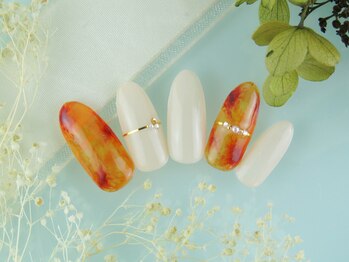 シューズネイルプロデュース/べっ甲デザインネイル