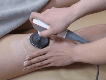 インディバケアプラチナム 横浜店/インディバ施術≪脚部≫