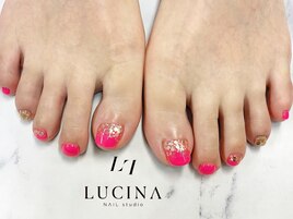 c-201 ネオンピンクフットネイル