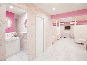 トップ(TOP)/＜可愛らしい店内でお姫様気分＞