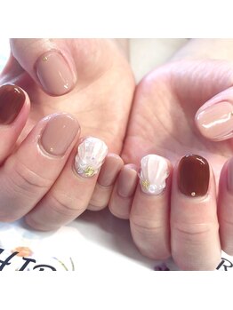 トータルサロン 白べぇーっ プラス/大人、人魚鱗ネイル