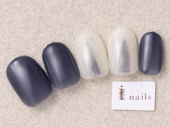 アイネイルズ 三宮店(I nails)/シンプルネイビーニュアンス