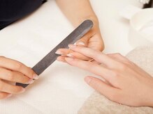 アトリエはるか de prisa manicura シャポー船橋店