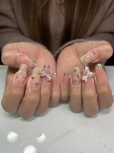 アクアマリン(AQUAMARINE)/チークネイル/持ち込み