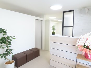 そよな はり灸整骨院/受付