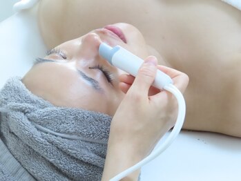 リクラ 北千住(Reclat)の写真/本当に価値ある上質ケアを求める大人女性へ♪諦めかけた肌に自信を与える極上フェイシャル[毛穴ケア/美白]