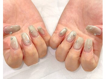 パダアット ヴァラネイル 天神南店(PADA at VALLANAIL)/シャンパンマグネット/スタッズ